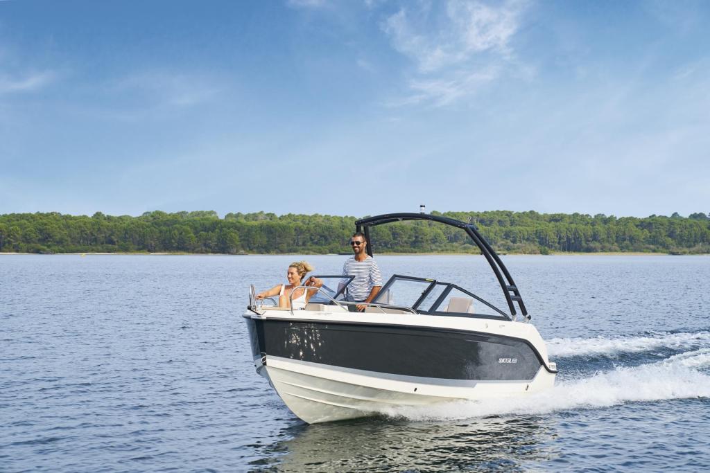 Activ 605 Bowrider Activ 605 Bowrider