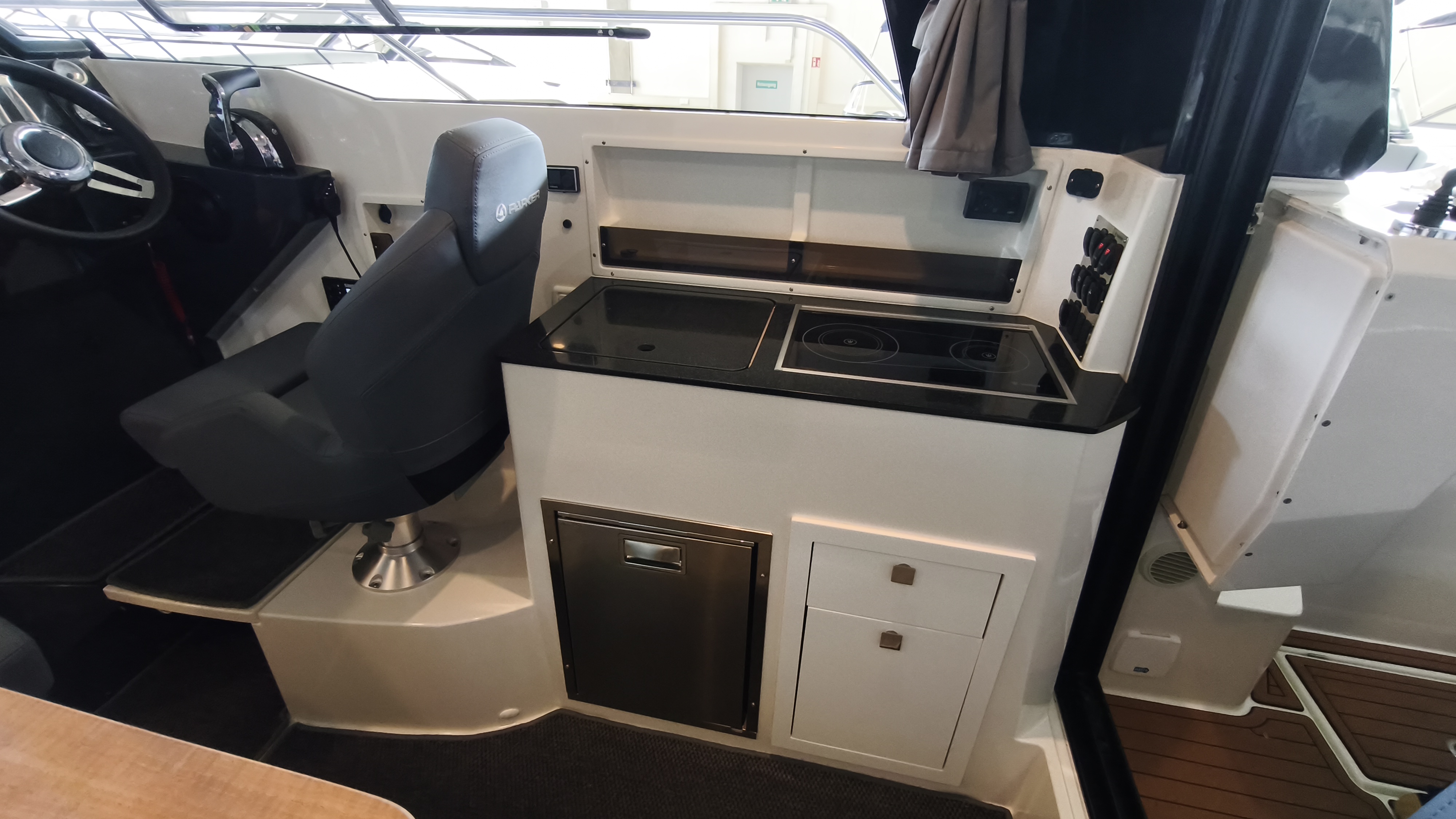 Gebrauchte Parker 790 Explorer mit Mercury 300 PS