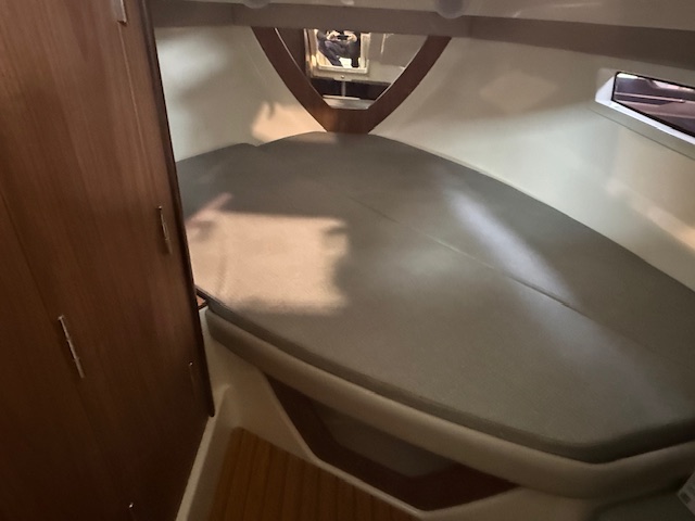 Quicksilver Activ 805 Cruiser mit Mercury 300PS Lagerboot