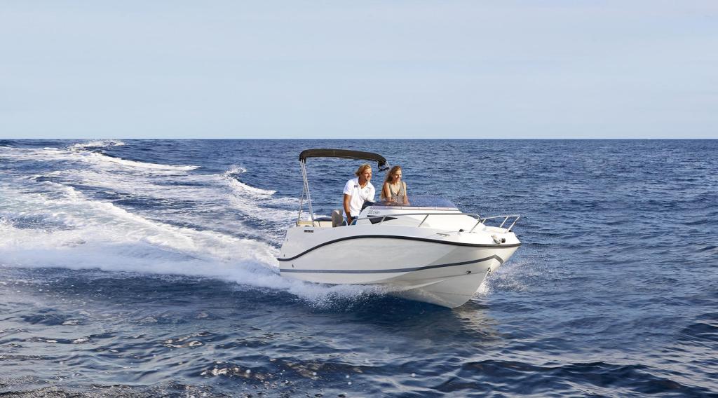 Activ 505 Cabin mit 60 PS und Trailer Activ 505 Cabin mit 60 PS und Trailer