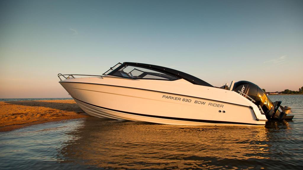 630 Bowrider mit 115 PS und Trailer