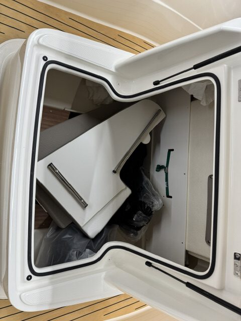 Quicksilver Activ 605 Open mit Mercury 150PS Lagerboot
