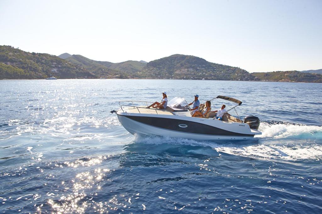 Activ 755 Sundeck Activ 755 Sundeck