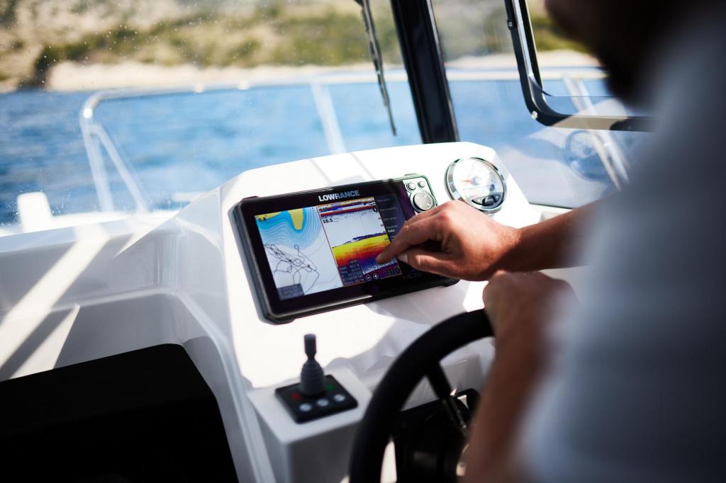 700 Pilothouse 700 Pilothouse