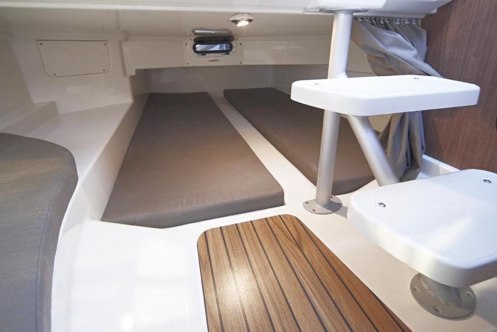 Activ 805 Cruiser mit 300PS