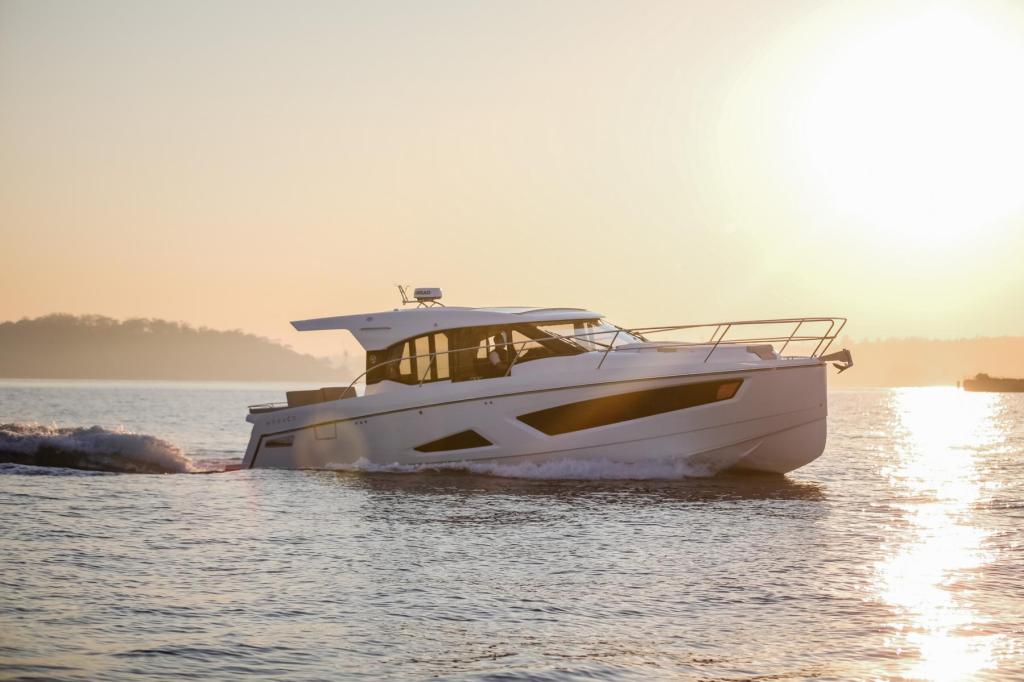 Monaco 110 inkl. 2 x 300 PS