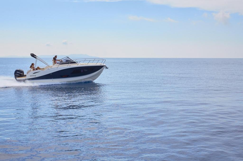 Activ 875 Sundeck Activ 875 Sundeck