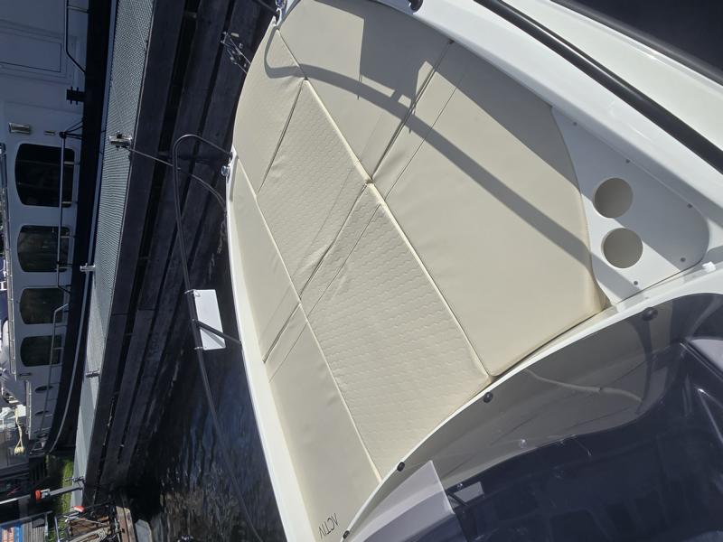 Quicksilver Activ 605 Sundeck mit 150PS