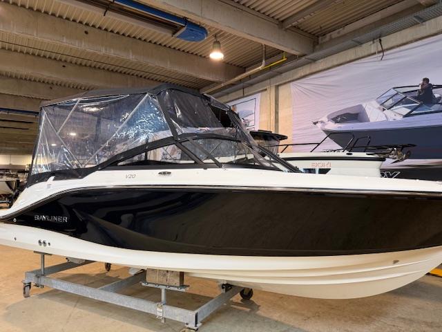 V20 Bowrider Outboard 200PS