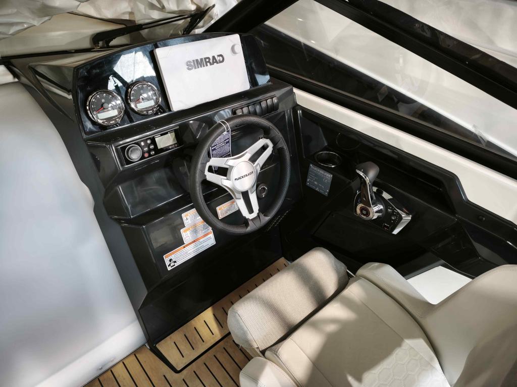 Quicksilver 675 Cruiser inkl. Mercury 225PS Lagerboot 2026