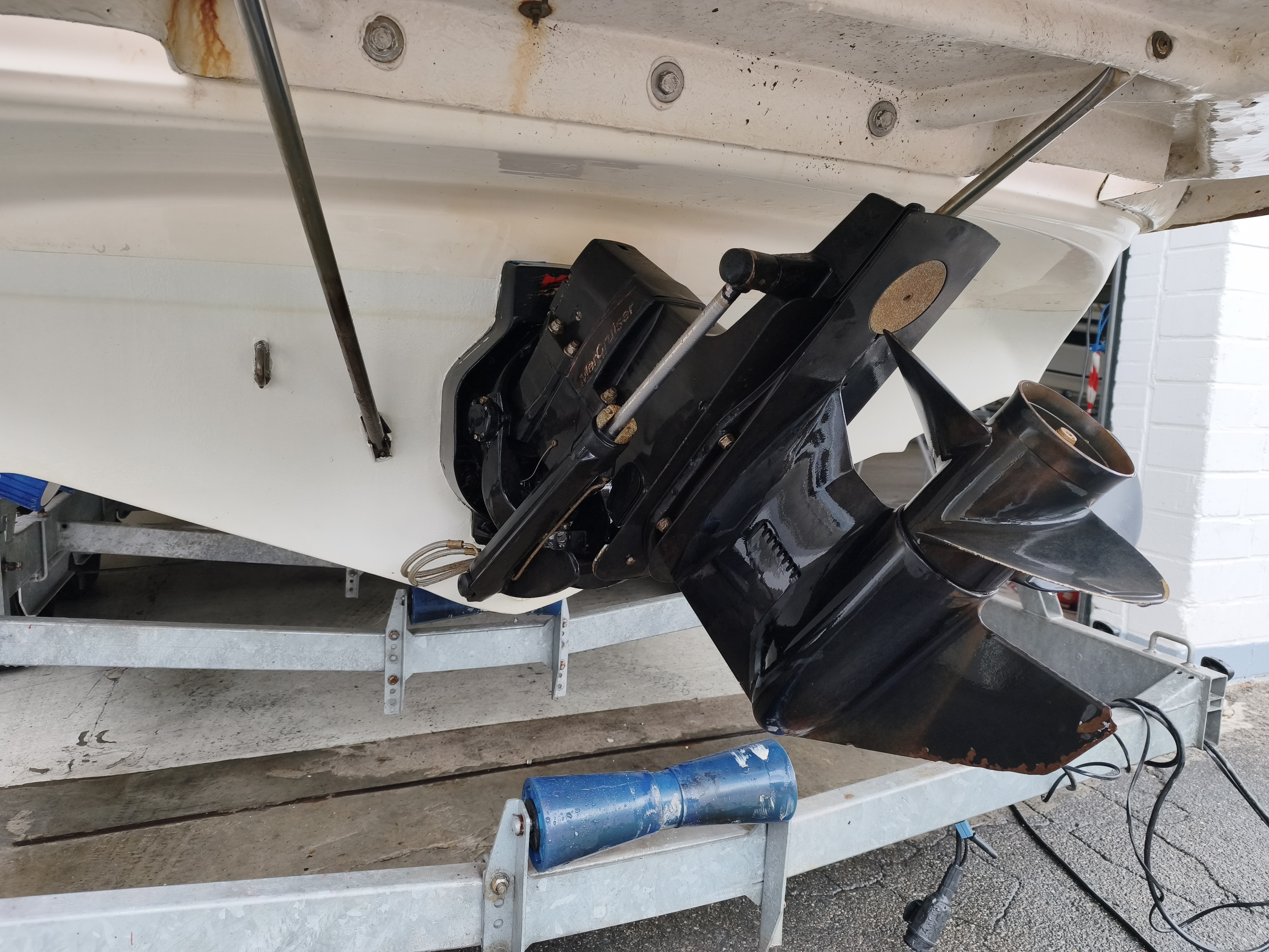 Maxum 2400 SR Bowrider mit Mercruiser 5.7l und Trailer Gebraucht
