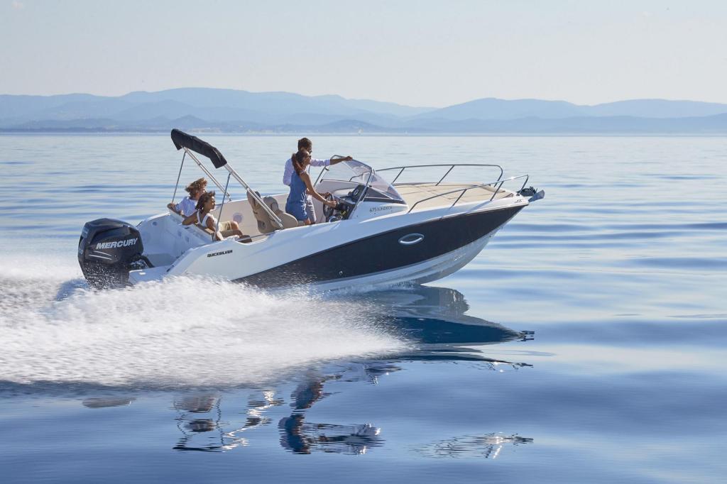 Activ 675 Sundeck mit 150 PS und Trailer