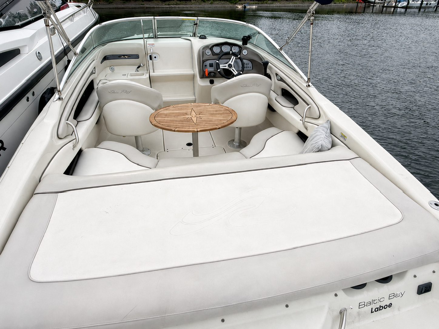 SEARAY 240 SS + Mercruiser 5.0l MPI, Gebrauchtboot