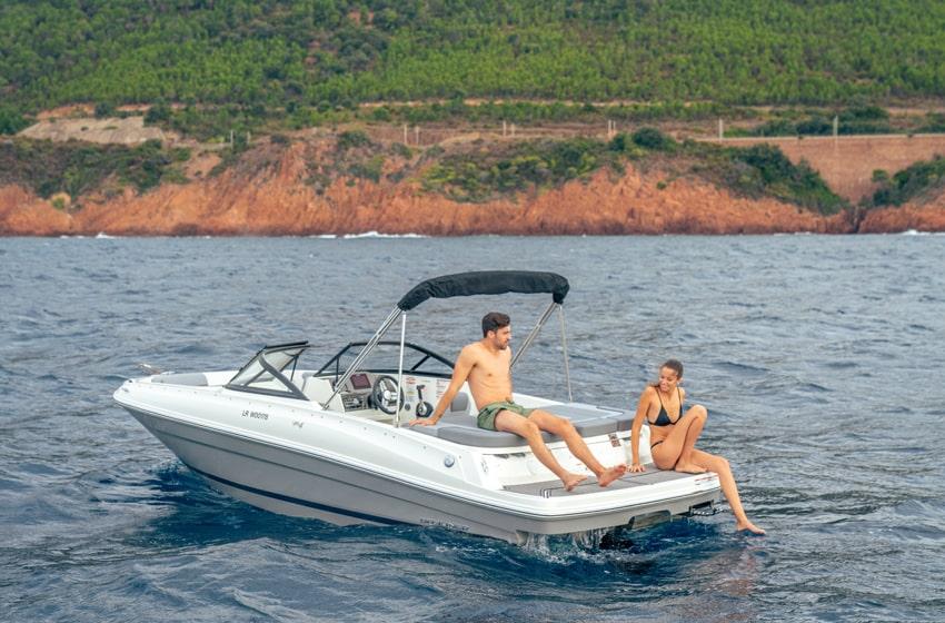 VR4 Bowrider Inboard