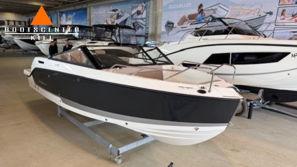 675 Bowrider mit 175 PS
