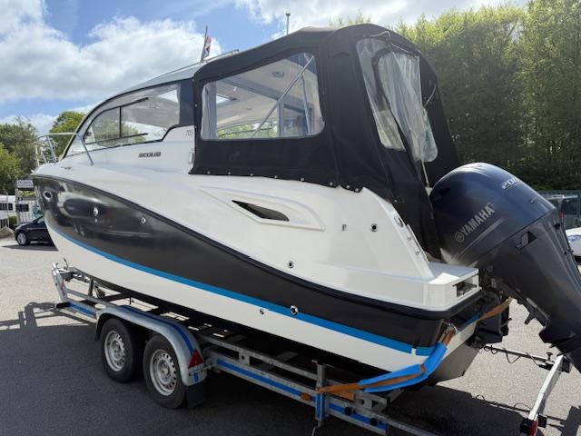 705 Cruiser + 200 PS Yamaha + Trailer
