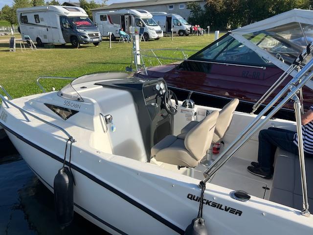 _Quicksilver_Activ_505_Cabin_mit_60PS_und_Trailer