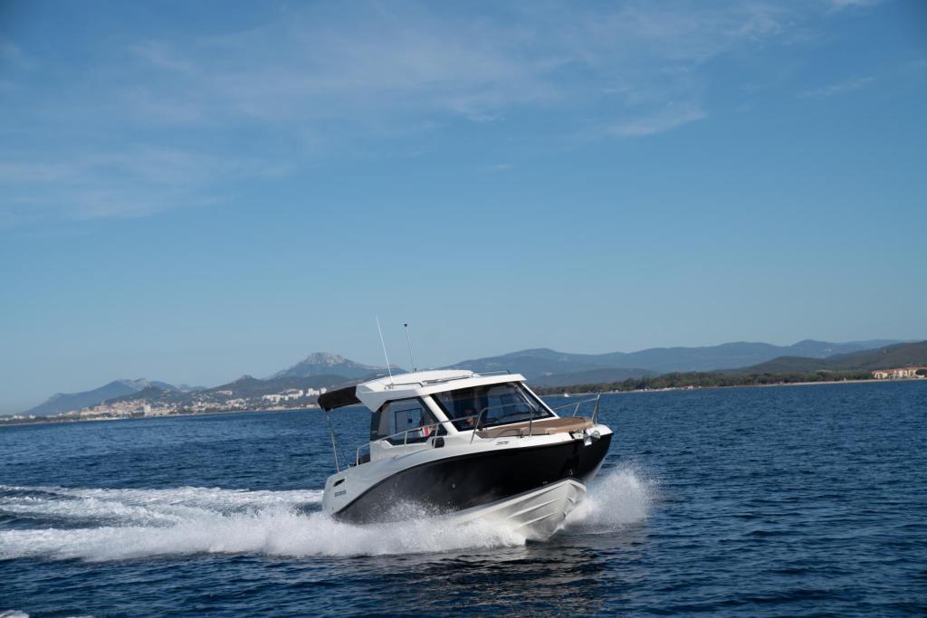 Activ 705 Weekend