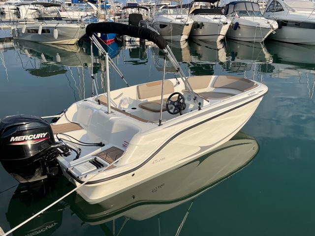 Activ 475 Axess mit 40 PS und Trailer