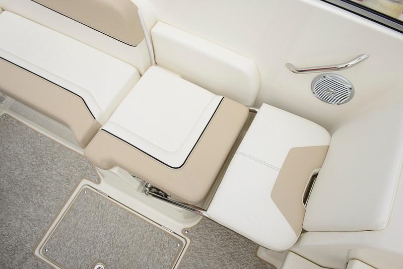 742R Cuddy Inboard