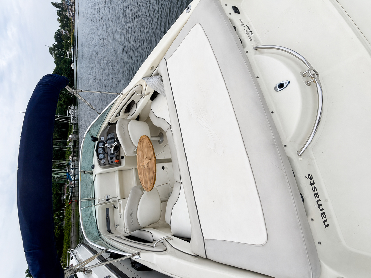 SEARAY 240 SS + Mercruiser 5.0l MPI, Gebrauchtboot