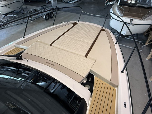 Quicksilver 875 Sundeck mit 2x Mercury F250 (500 PS)