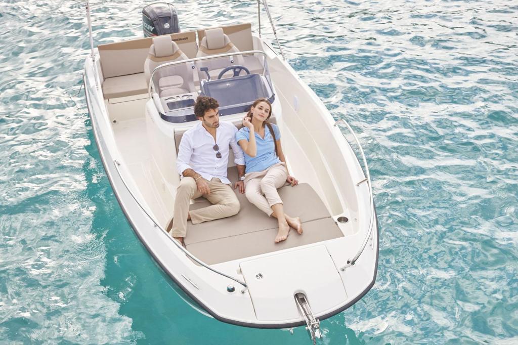 Activ 605 Open mit 115PS und Trailer