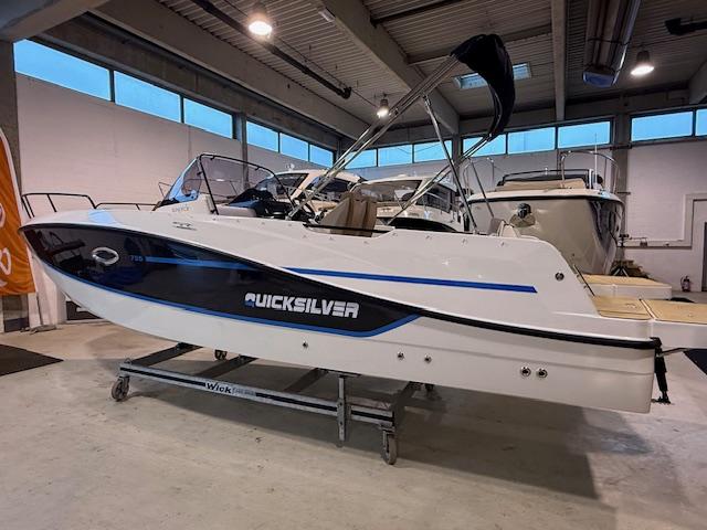 Activ 755 Sundeck mit 250 PS