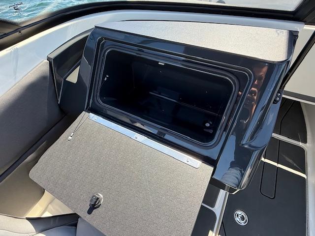 V20i Bowrider V20i Bowrider